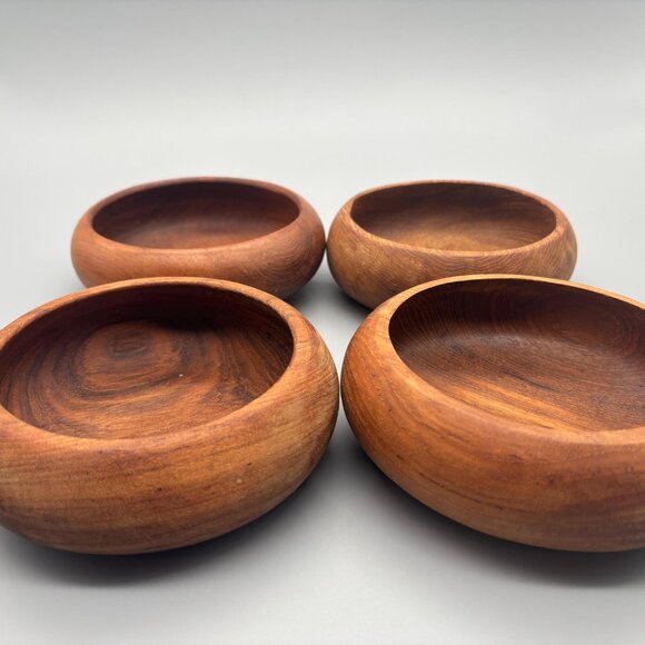 Vintage Teak Wooden Salad Bowls Set of 4 Mid Century Dining - Picture 7 of 10